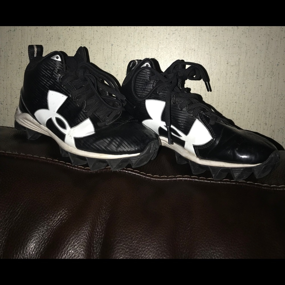 Boys football cleats